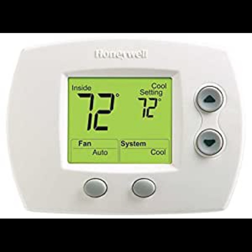 Honeywell FocusPRO 5000 Digital Display Thermostat
